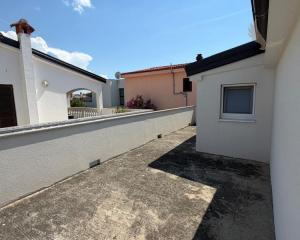 Chorvátsko - Dom 3x apartmán len 400m od mora