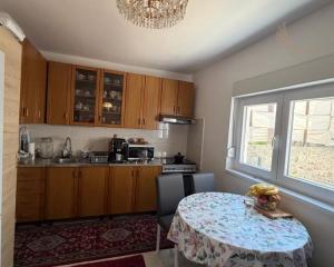 Chorvátsko - Dom 3x apartmán len 400m od mora