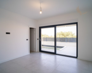 Novostavba apartmán s výhľadom na more, 150m od mora v Chorvátsku - Zadar- Kožino