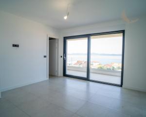 Novostavba apartmán s výhľadom na more, 150m od mora v Chorvátsku - Zadar- Kožino