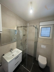 Chorvátsko - Novostavba apartmánu len 180m od mora a vyhľadávanej pláže Prezida