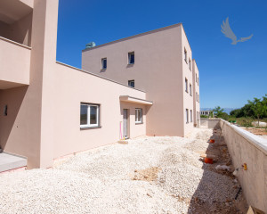Chorvátsko- Novostavba apartmánov v Zatone