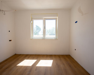 Chorvátsko- Novostavba apartmánov v Zatone