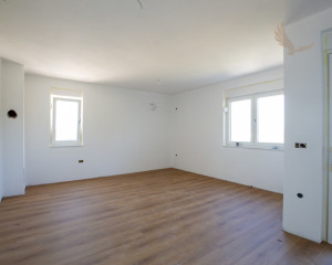 Chorvátsko- Novostavba apartmánov v Zatone