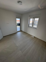 Chorvátsko -Novostavba apartmán 3x spálňa so strešnou terasou a výhľadom na more v Privlake
