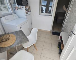 Chorvátsko -  Apartmán v prvej rade od mora za top cenu