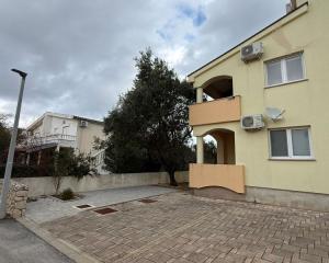 Chorvátsko - Apartmán len 150m od mora top investícia