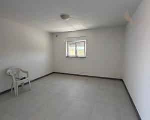 Chorvátsko - Apartmán 3x spálňa s garážou len 80m od mora