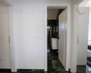 Chorvátsko - Apartmán len 50m od mora v najlepšej lokalite Zaton s výhľadom na more