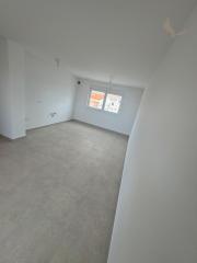 Apartmán so strešnou terasou len 100m od pieskovej pláže