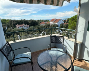 Chorvátsko, Zaton - Na predaj zariadený apartmán s výhľadom na more!