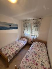 Chorvátsko - Exkluzívne apartmán v druhej rade od mora len 70m