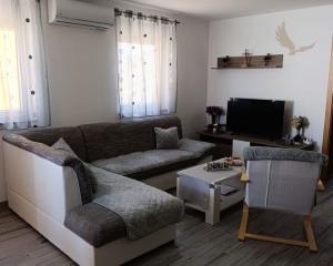 Chorvátsko- Apartmán so záhradou blízko mora