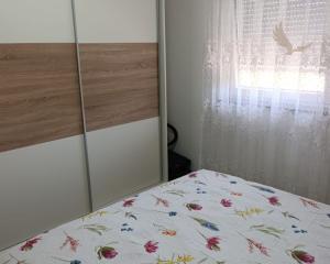 Chorvátsko- Apartmán so záhradou blízko mora