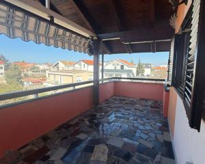 Chorvátsko - Apartmán 82m2  len 80m od pláže