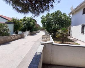 Chorvátsko - Dom iba 200m od mora s dvorom 300 m2