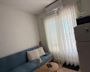 Chorvátsko, ostrov Vir - Na predaj zariadený apartmán s výhľadom na more!