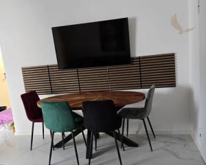 Chorvátsko - Apartmán so záhradou len 40m od mora