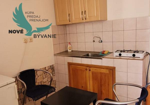 Na predaj dom 3x apartmán len 300m od mora ,Chorvátsko - Vir