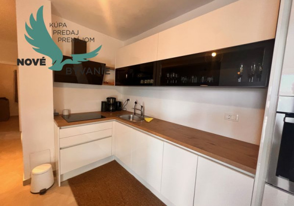 Dom 3x apartmán len 130m od mora s výhľadom na more v Chorvátsku  - Kruševo - Obrovac