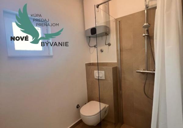 Dom 3x apartmán len 130m od mora s výhľadom na more v Chorvátsku  - Kruševo - Obrovac