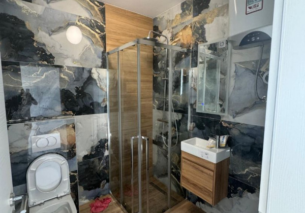 Novostavba apartmán 3x spálňa s 2x strešná terasa len 100m od mora s výhľadom na more, Chorvátsko- Privlaka