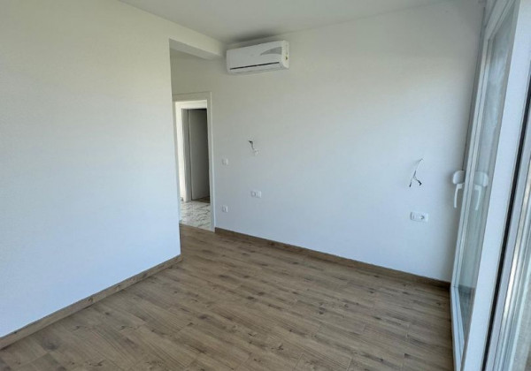 Novostavba apartmán 3x spálňa s 2x strešná terasa len 100m od mora s výhľadom na more, Chorvátsko- Privlaka