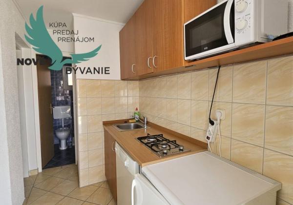 Na predaj dom 4x apartmán s výhľadom na more v Chorvátsku