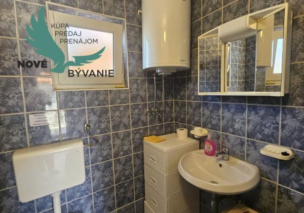 Na predaj dom 4x apartmán s výhľadom na more v Chorvátsku