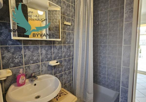 Na predaj dom 4x apartmán s výhľadom na more v Chorvátsku