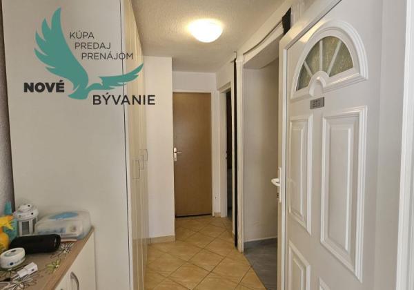 Na predaj dom 4x apartmán s výhľadom na more v Chorvátsku