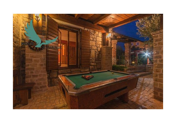 Exkluzívne na predaj vila s bazénom v Chorvátsku