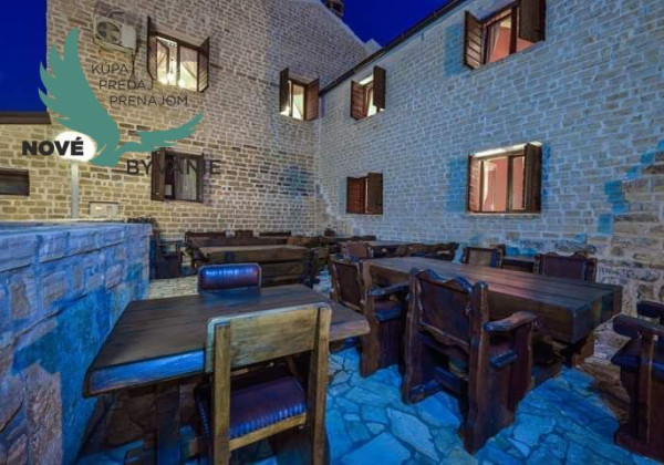 Exkluzívne na predaj vila s bazénom v Chorvátsku