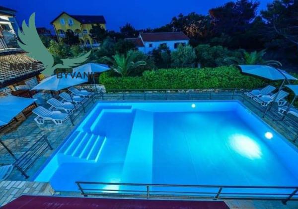 Exkluzívne na predaj vila s bazénom v Chorvátsku