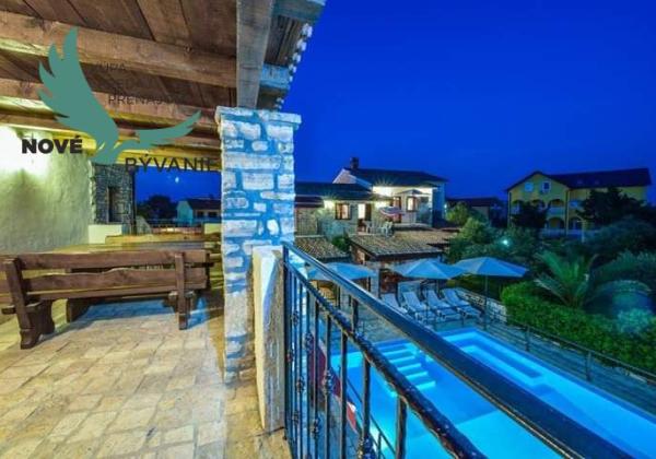 Exkluzívne na predaj vila s bazénom v Chorvátsku