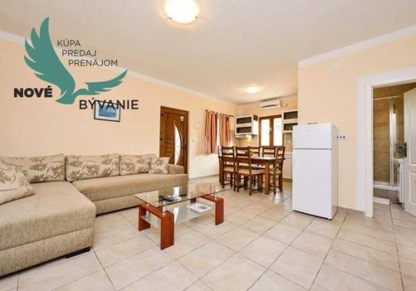 Exkluzívne na predaj vila s bazénom v Chorvátsku