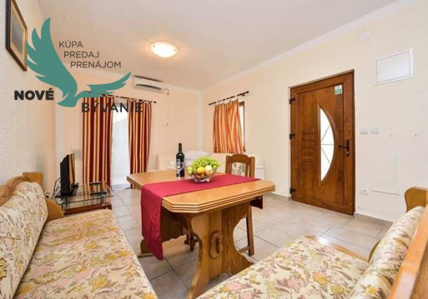 Exkluzívne na predaj vila s bazénom v Chorvátsku