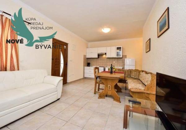 Exkluzívne na predaj vila s bazénom v Chorvátsku