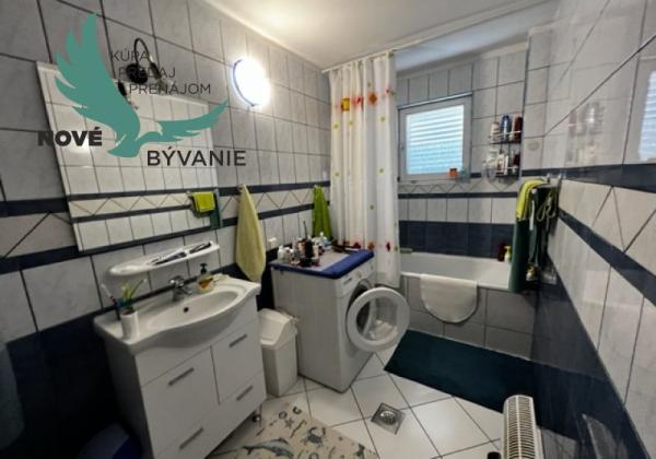 Na predaj dom s 3 apartmánmi len 250m od mora, Chorvátsko - Vir