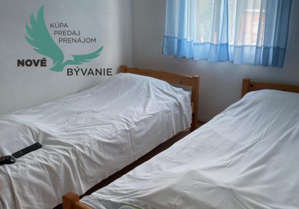 Dom vhodný ako investícia blízko mora s 3x apartmán v Chorvátsku - Vrsi