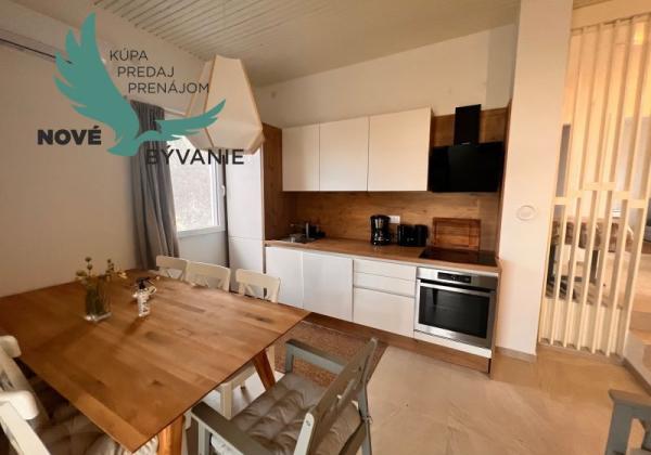 Na predaj dom prvý rad na mori s výhľadom na more v Chorvátsku