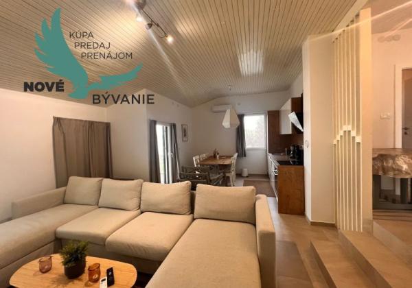 Na predaj dom prvý rad na mori s výhľadom na more v Chorvátsku