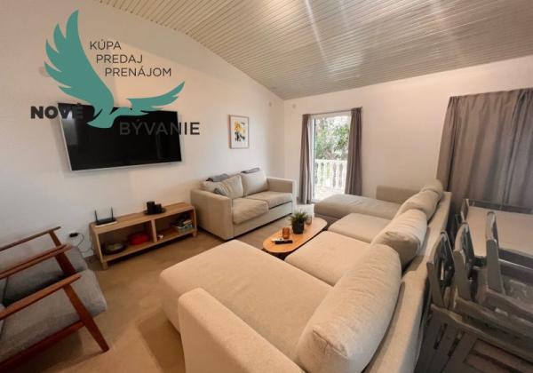 Na predaj dom prvý rad na mori s výhľadom na more v Chorvátsku