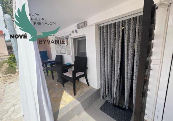 Apartmán len 150m od pieskovej pláže, Chorvátsko - Nin