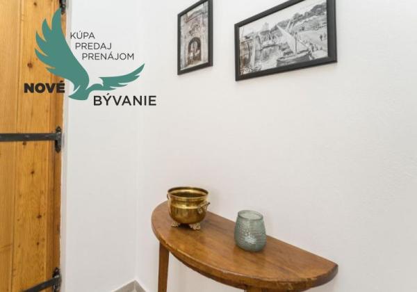 Luxusná novostavba vila s bazénom blízko mora v Chorvátsku v Zatone