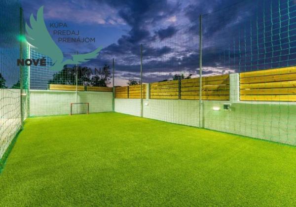 Luxusná novostavba vila s bazénom blízko mora v Chorvátsku v Zatone