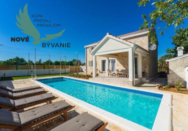 Luxusná novostavba vila s bazénom blízko mora v Chorvátsku v Zatone