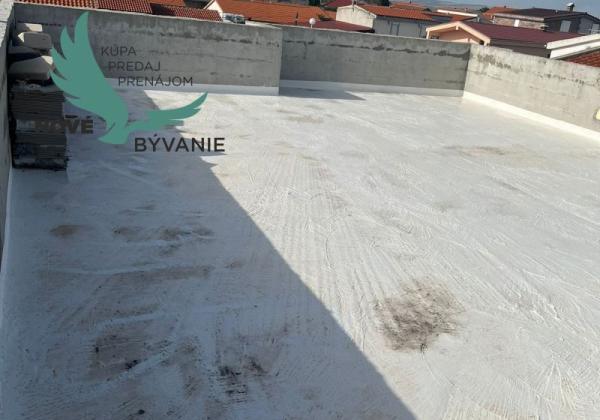 Dom 2x apartmán blízko mora v Chorvátsku na ostrove Vir