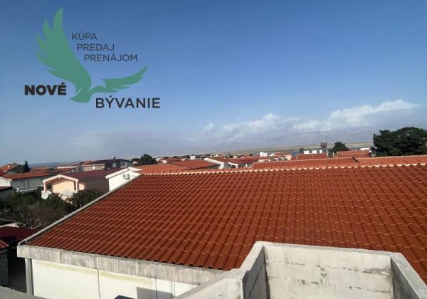 Dom 2x apartmán blízko mora v Chorvátsku na ostrove Vir