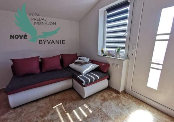 Dom 3x apartmán blízko mora v Chorvátsku, zabehnutý prenájom